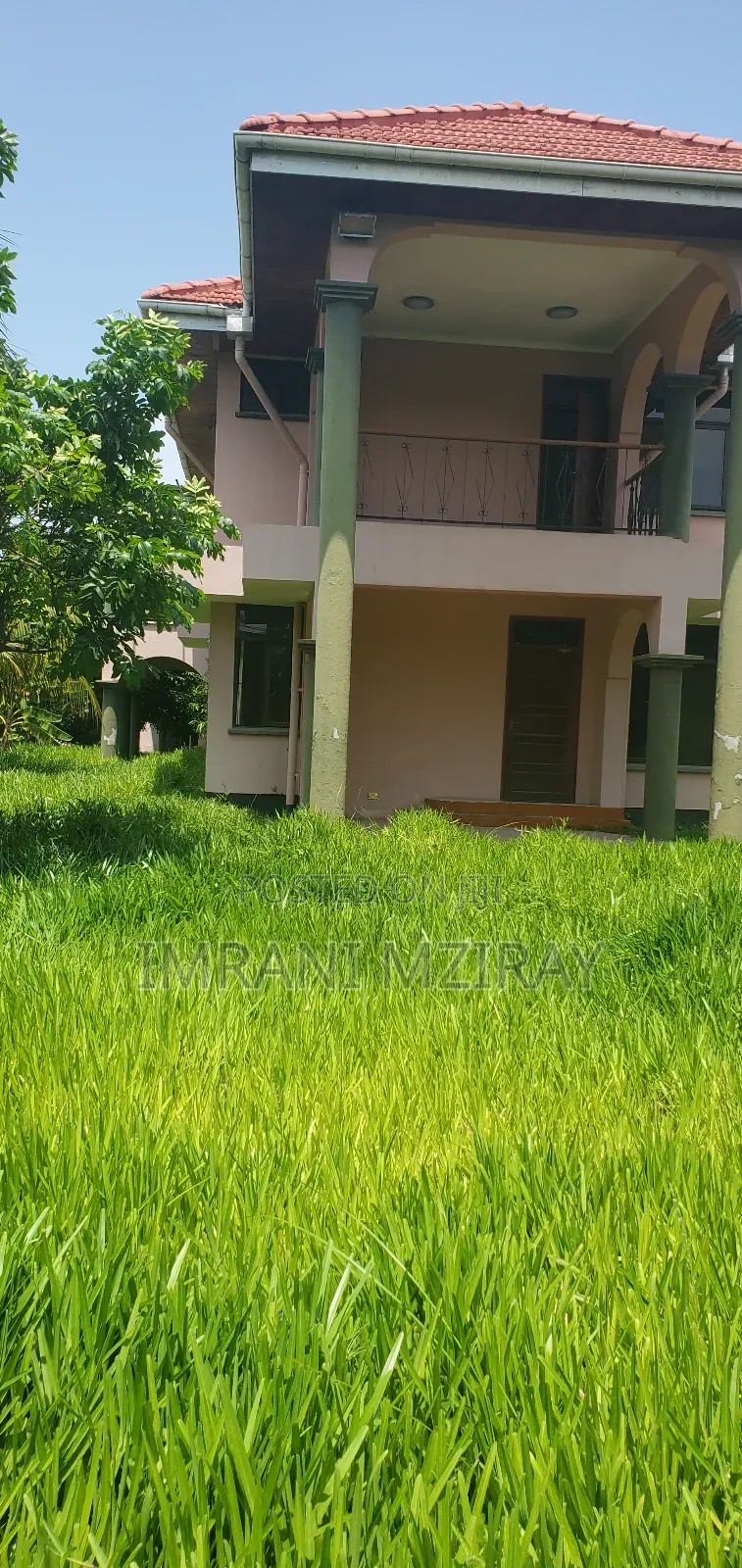 8bdrm House in Mikocheni for rent
