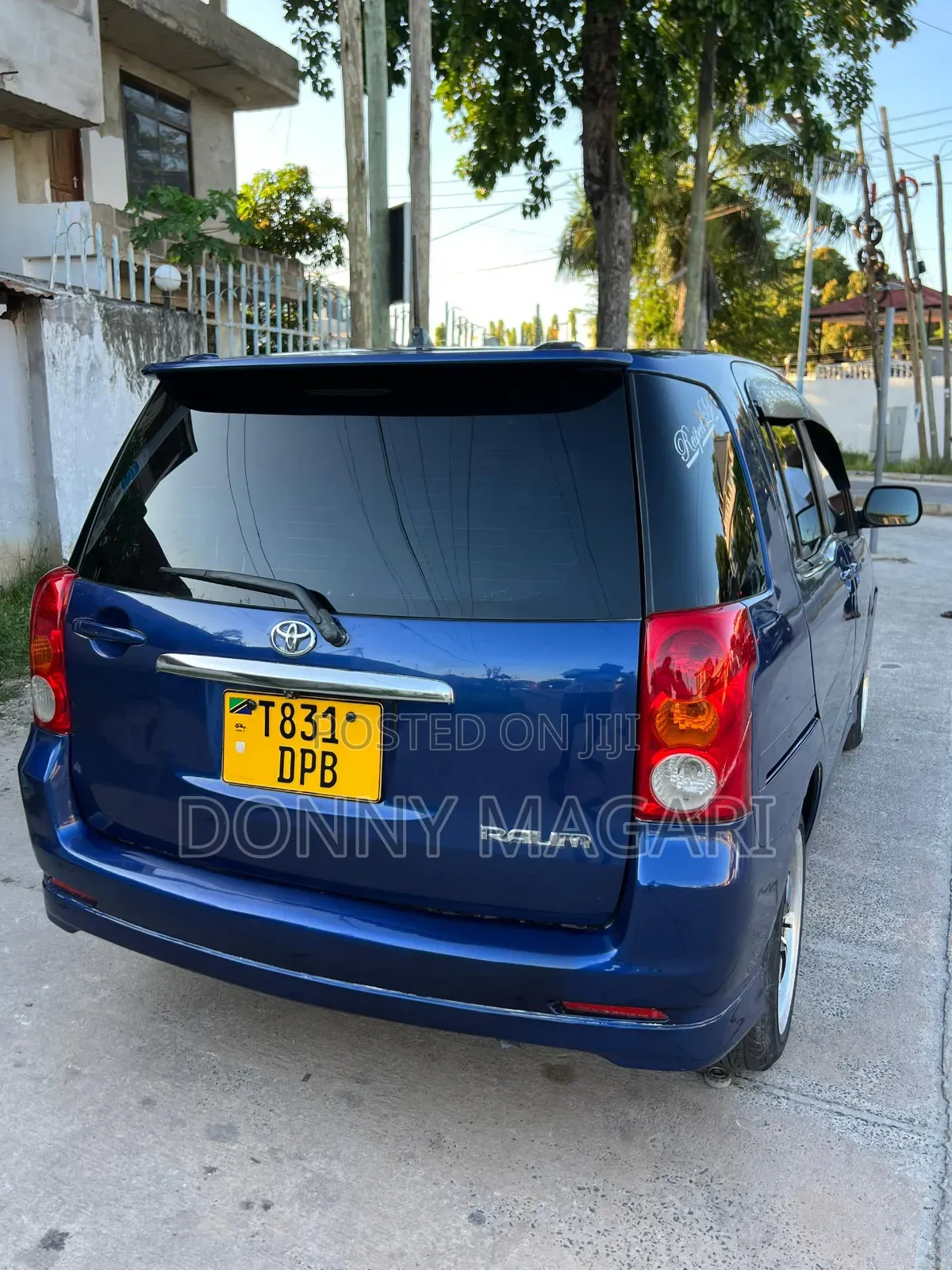 Toyota Raum 2005 Blue