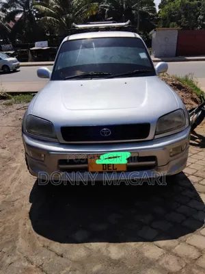 Toyota RAV4 1999 Silver