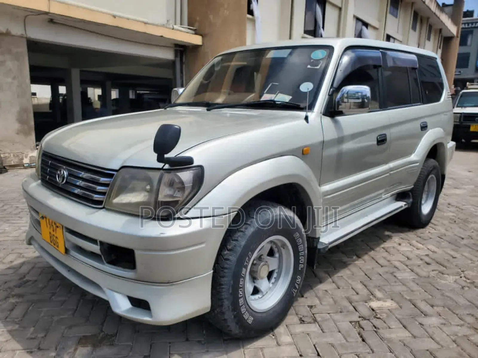 Toyota Land Cruiser Prado 2005 Silver
