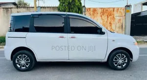 Toyota Sienta 2006 White