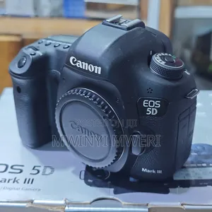 Canon Eos 5d Mark Iii DSLR Camera (Body Only)