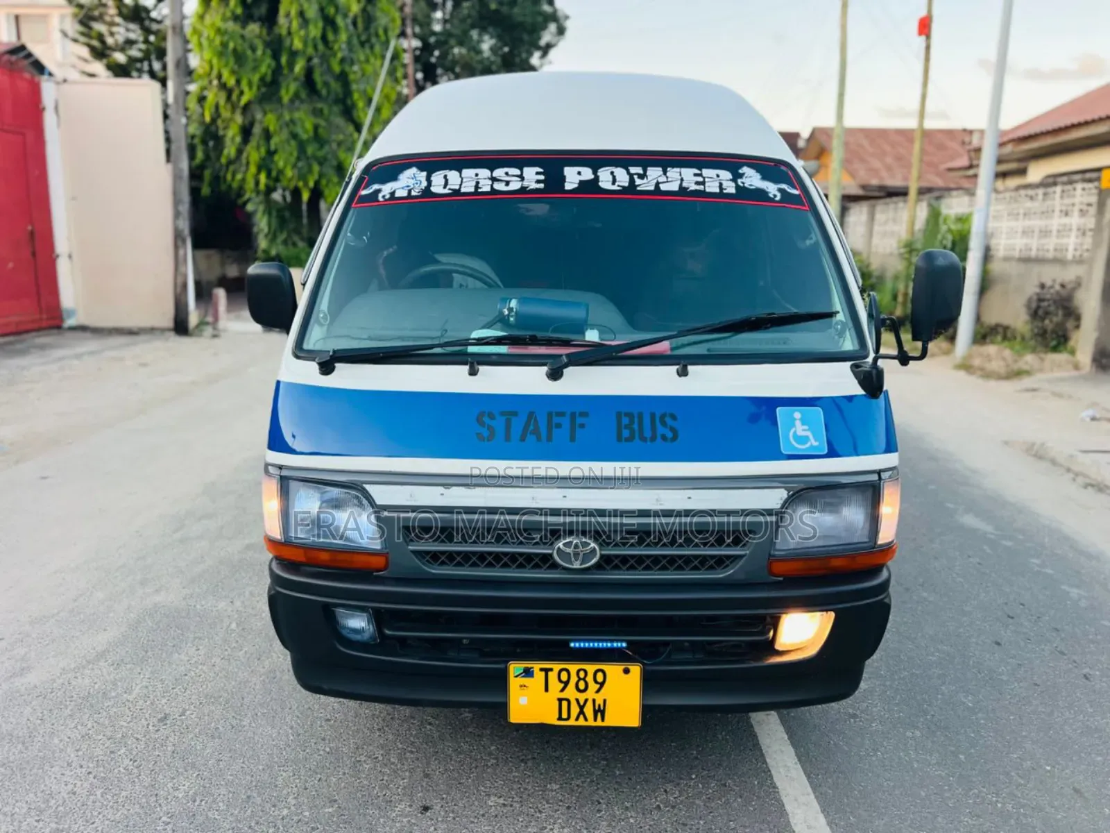 Toyota HiAce 2002
