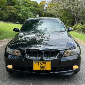 BMW 3 Series 2011 Black