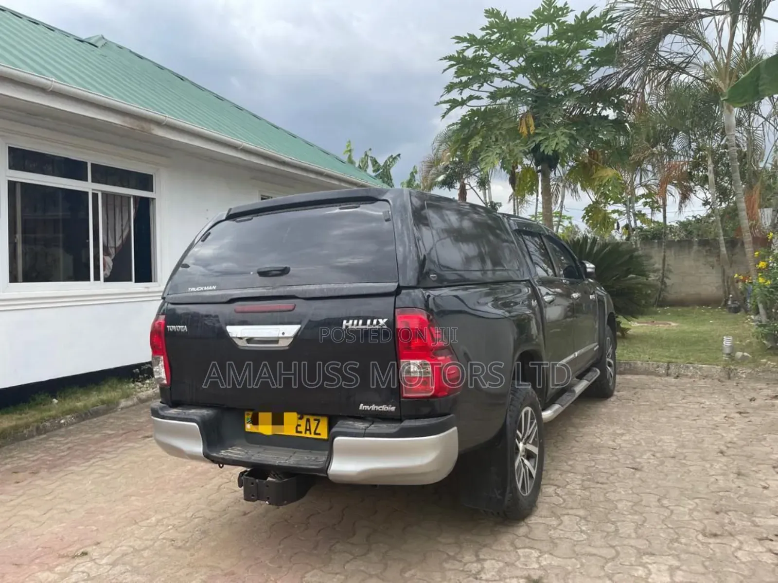 Toyota Hilux 2019 Black
