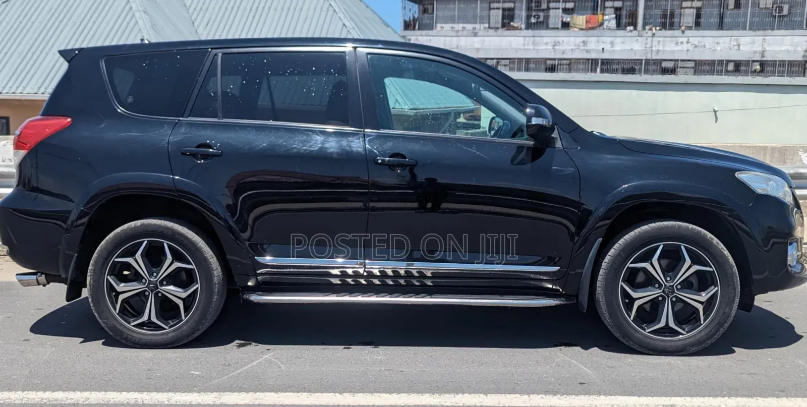 Toyota Vanguard 2010 Black
