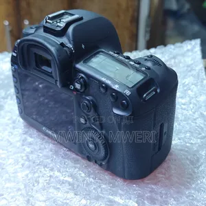Canon Eos 5d Mark Iv DSLR Camera (Body Only)