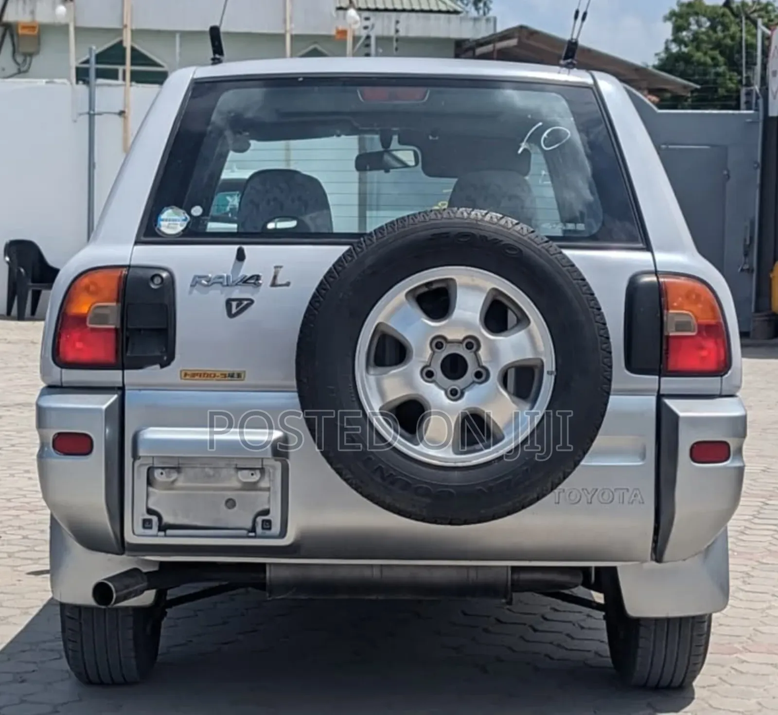Toyota RAV4 1996 Silver