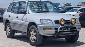 Toyota RAV4 1996 Silver