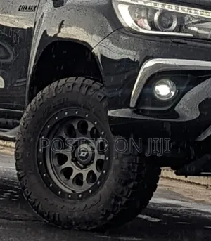 Toyota Hilux 2018 Black