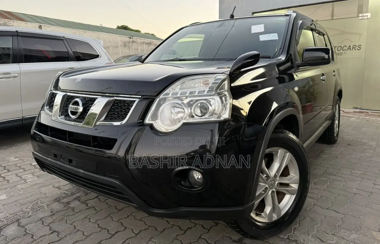 Nissan X-Trail 2011 Black