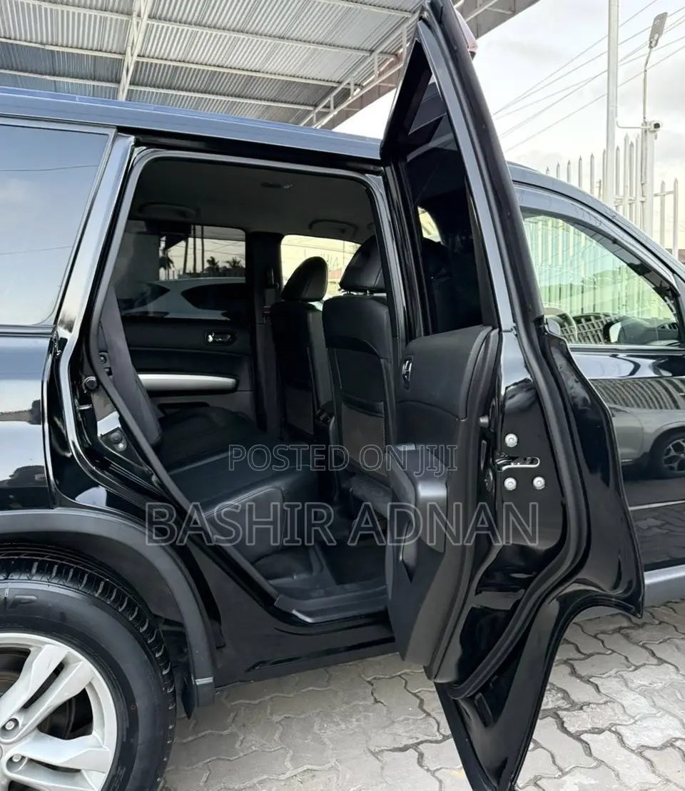 Nissan X-Trail 2011 Black