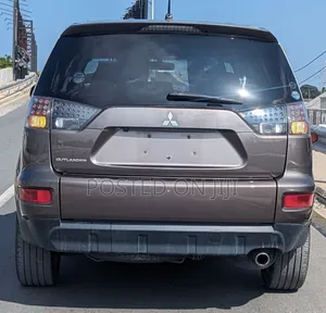 Mitsubishi Outlander 2010 Gray