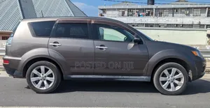 Mitsubishi Outlander 2010 Gray