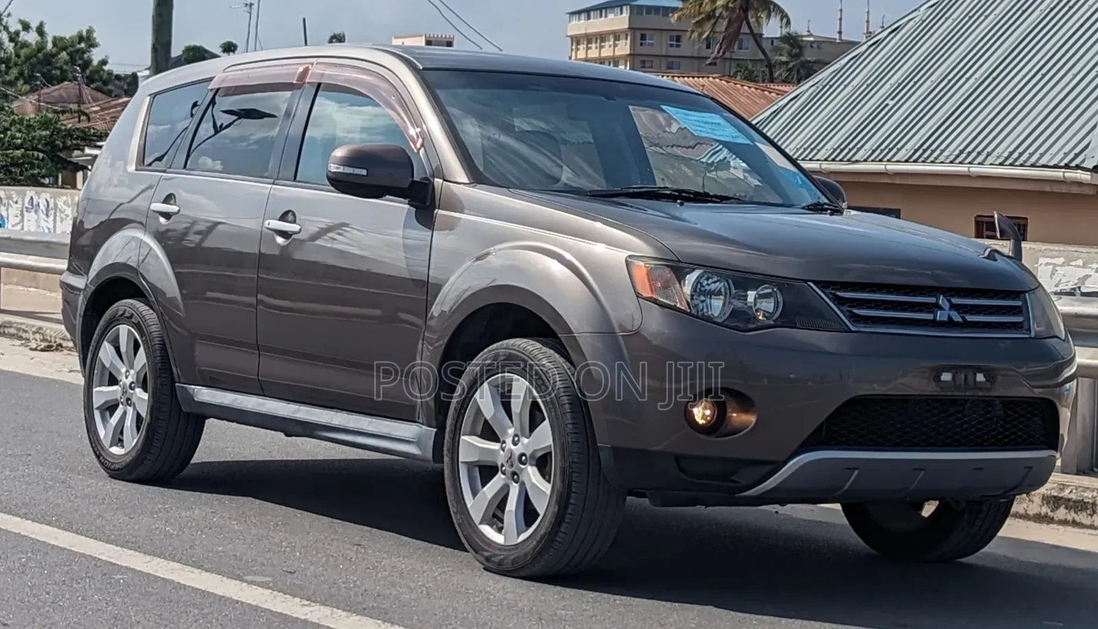 Mitsubishi Outlander 2010 Gray