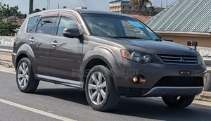 Mitsubishi Outlander 2010 Gray