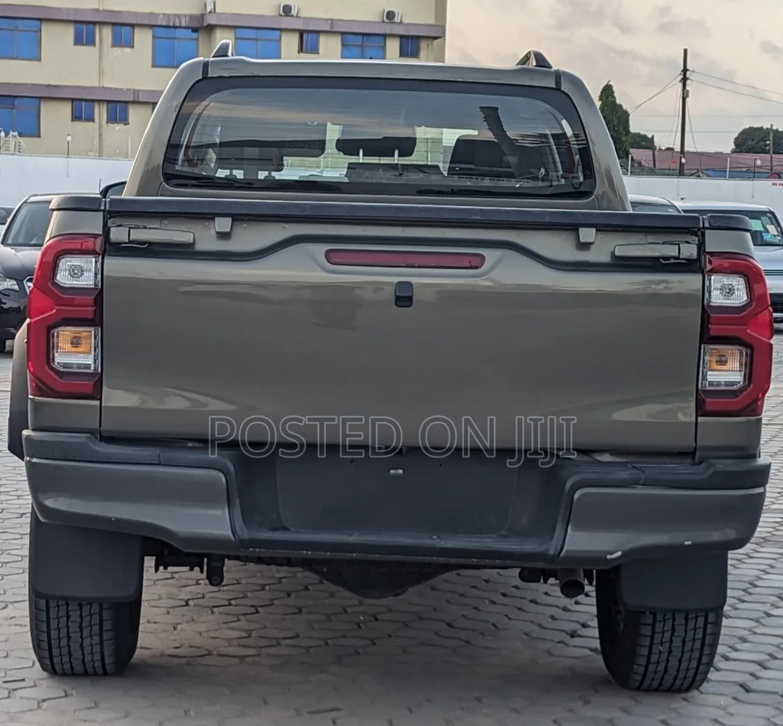 Toyota Hilux 2018 Gray