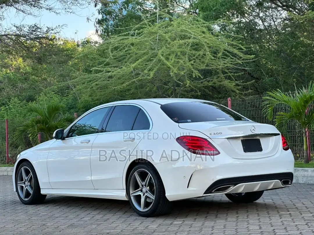 Mercedes-Benz C200 2014 White
