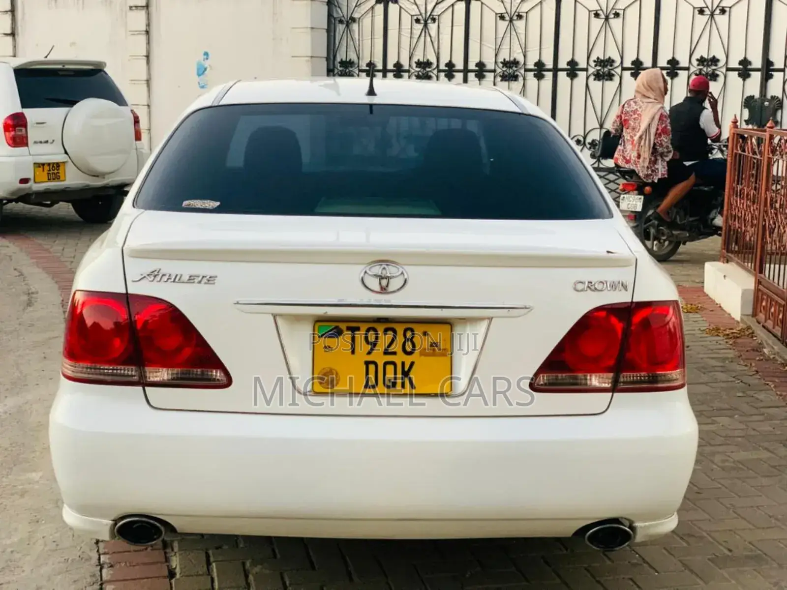 Toyota Crown Royale 2005 White