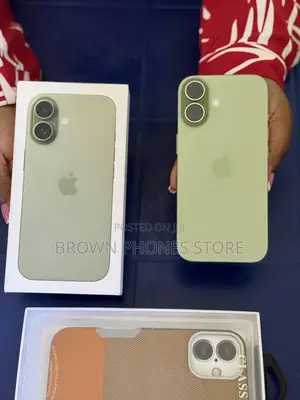 New Apple iPhone 17 256 GB Green