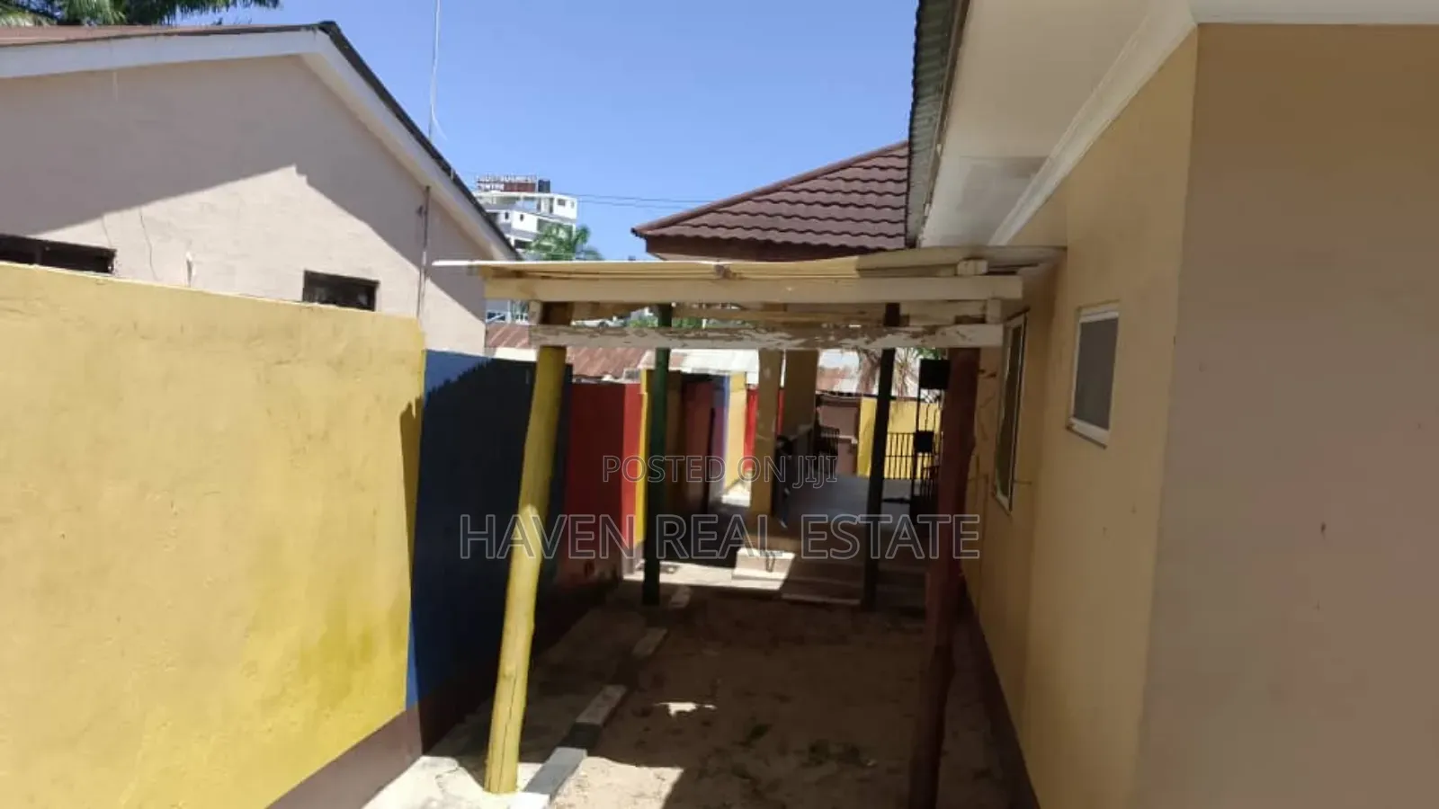 5bdrm House in Kinondoni for rent