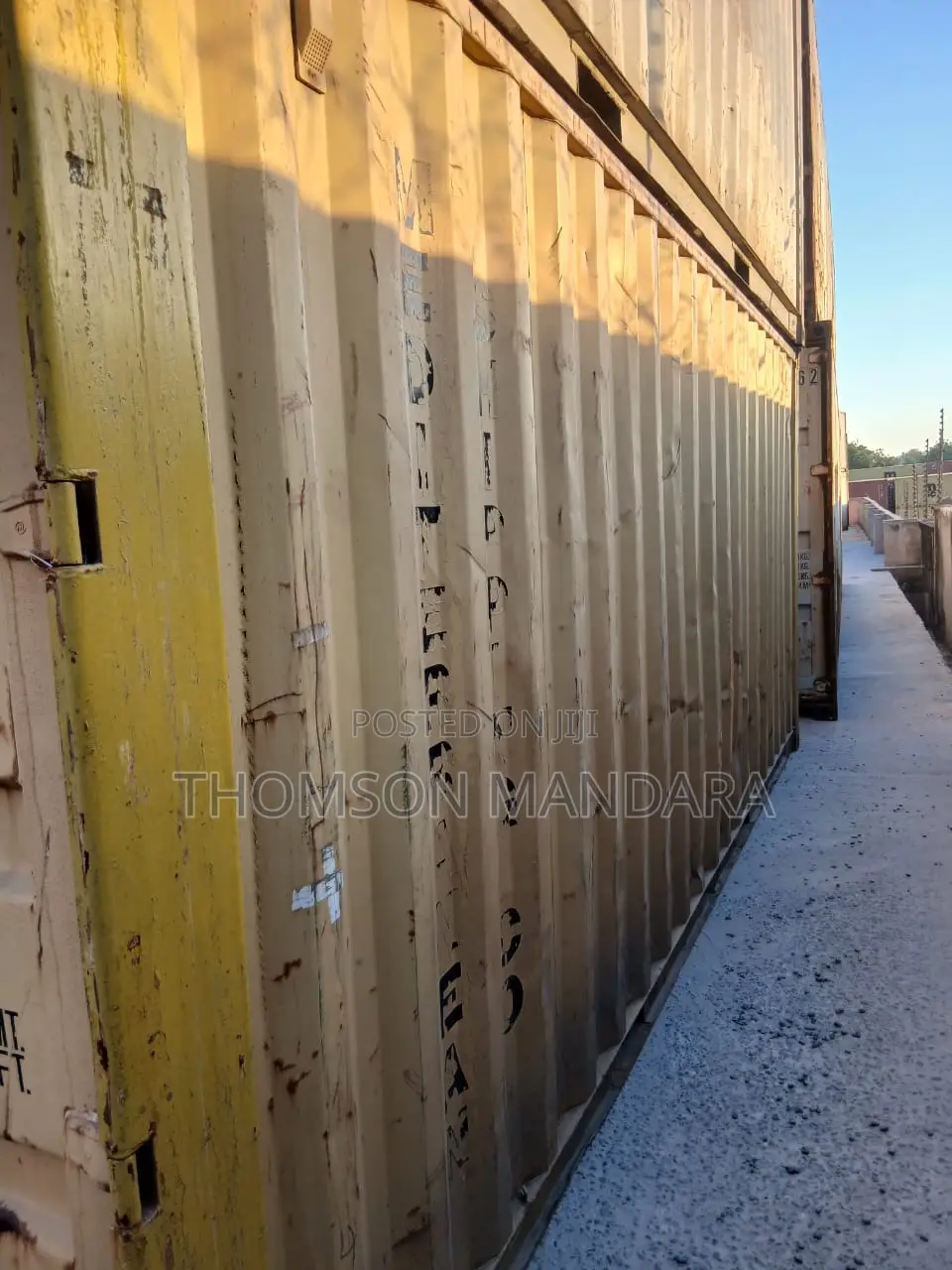 20 Feet Containers