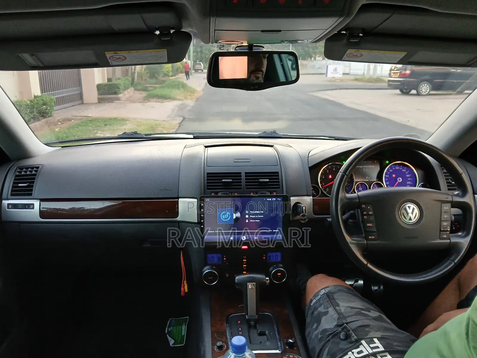 Volkswagen Touareg 2010 White