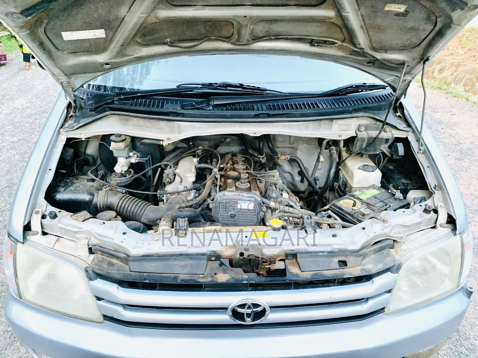 Toyota Noah 2003 Silver