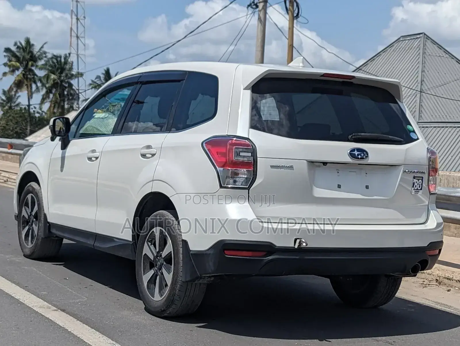Subaru Forester 2.0XT Touring AWD 2016 White