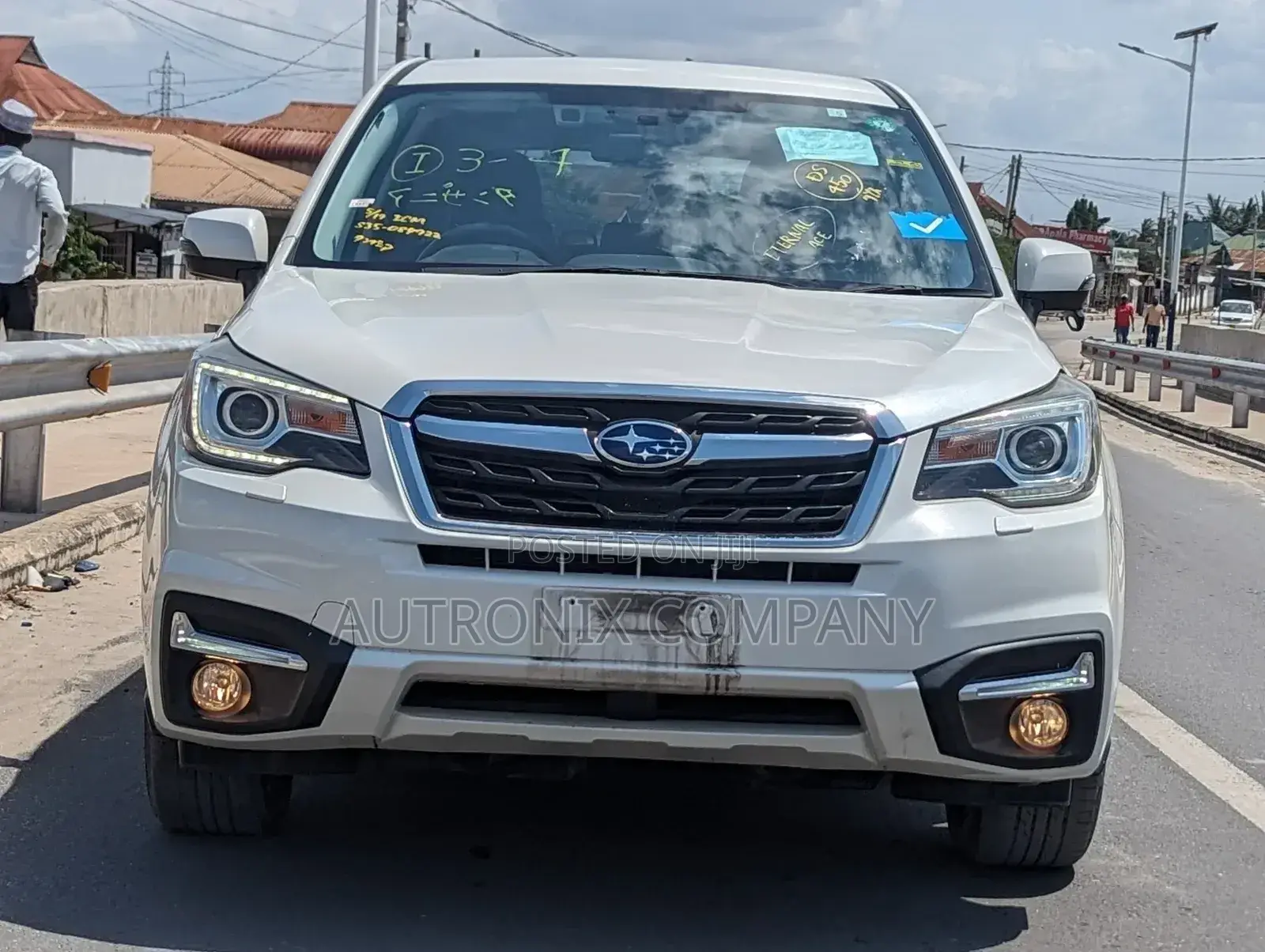 Subaru Forester 2.0XT Touring AWD 2016 White