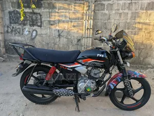 TVS HLX 125 2025 Black