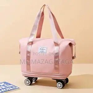 Traveling Duffel Bag With Wheels