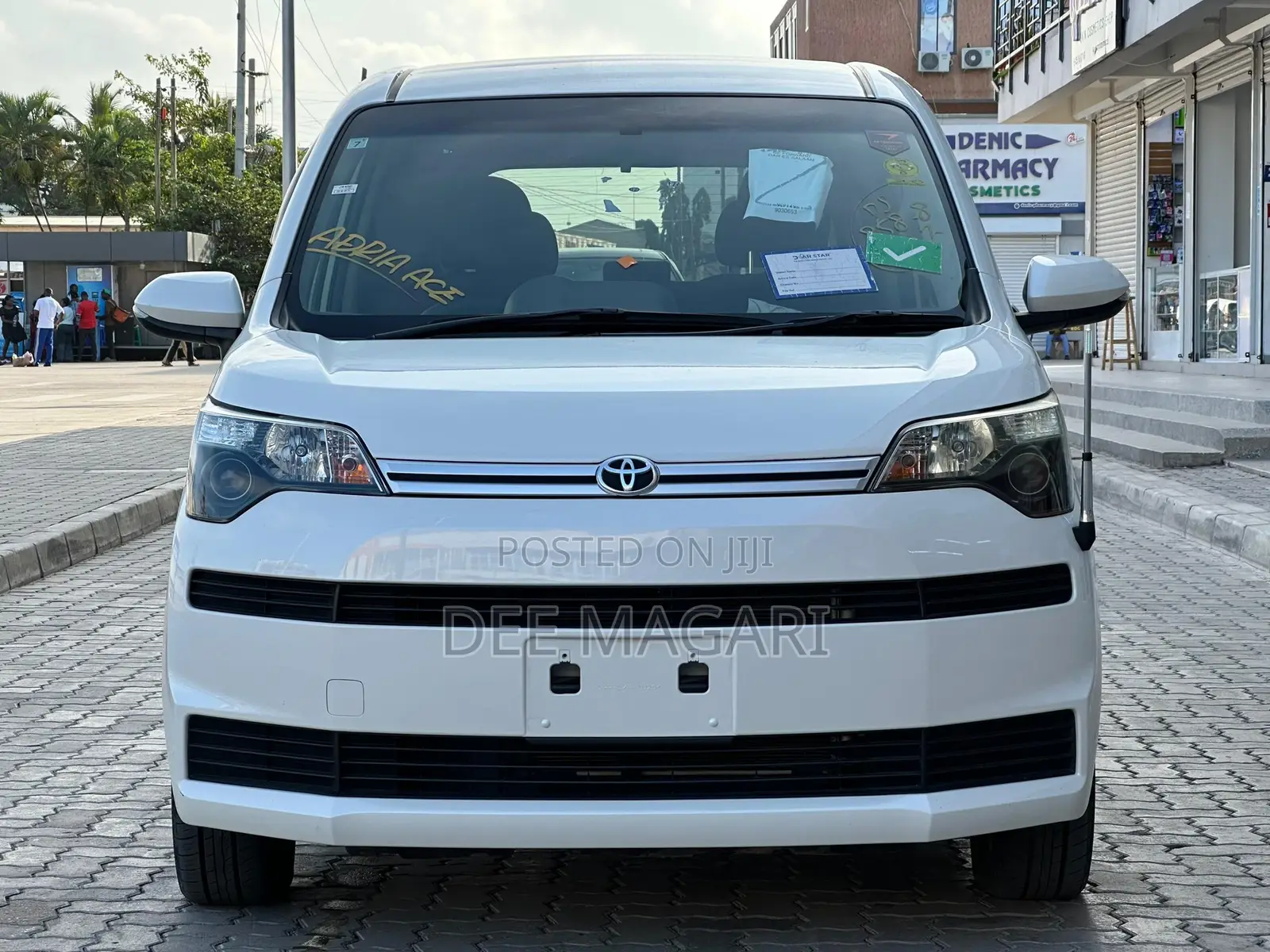 Toyota Spade 1.5 2016 White