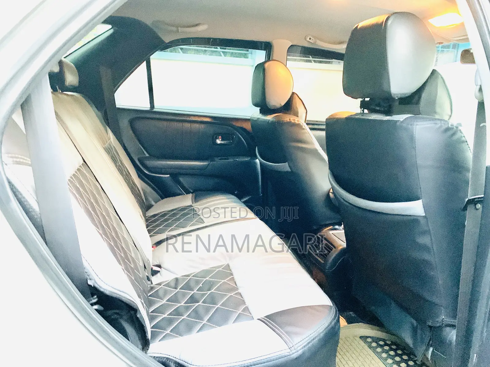 Toyota Harrier 2004 Silver