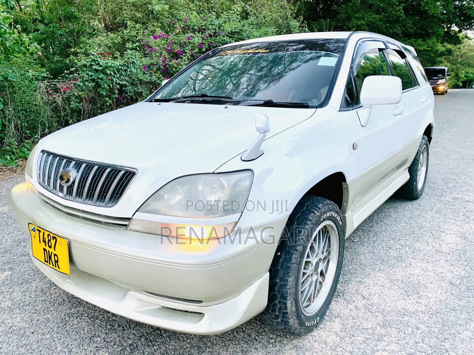 Toyota Harrier 2005 White