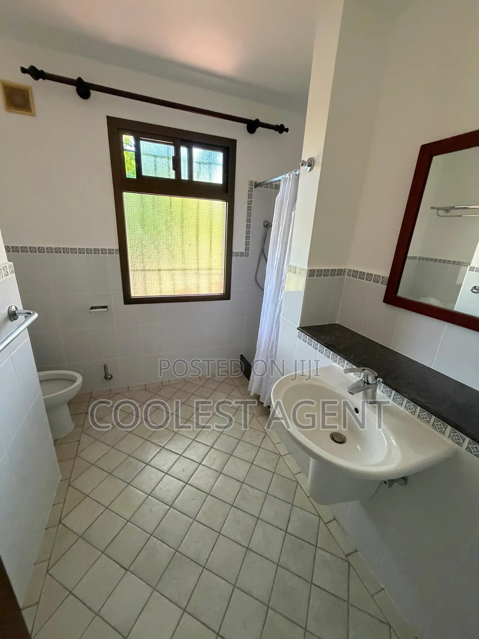 3bdrm Duplex in Coolest Estate, Masaki for rent