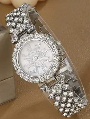 P9 - 55 Silver-Tone Women’S Watch *1 in Stock* Price 55,000