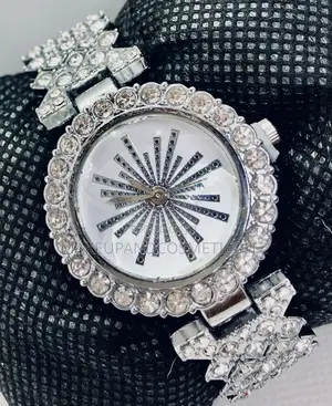 P9 - 55 Silver-Tone Women’S Watch *1 in Stock* Price 55,000