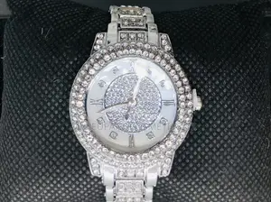 P10 - 95 Women’S Metal Strap Watch Set *2 in Stock* Price 95,000