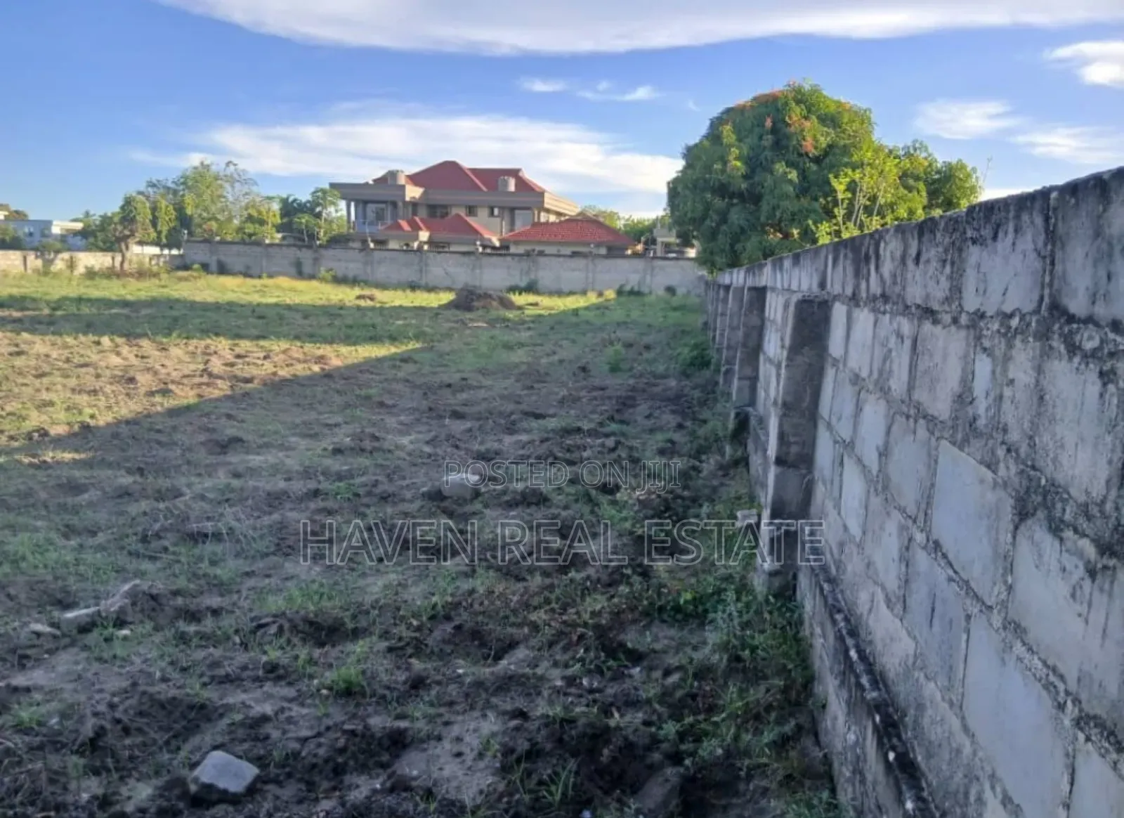 2400sqmt Plot for Sale at Ununio Beach