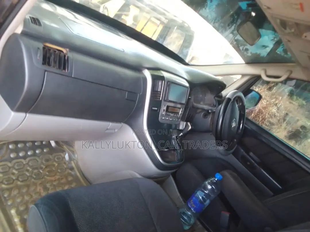Toyota Alphard 2005 Black