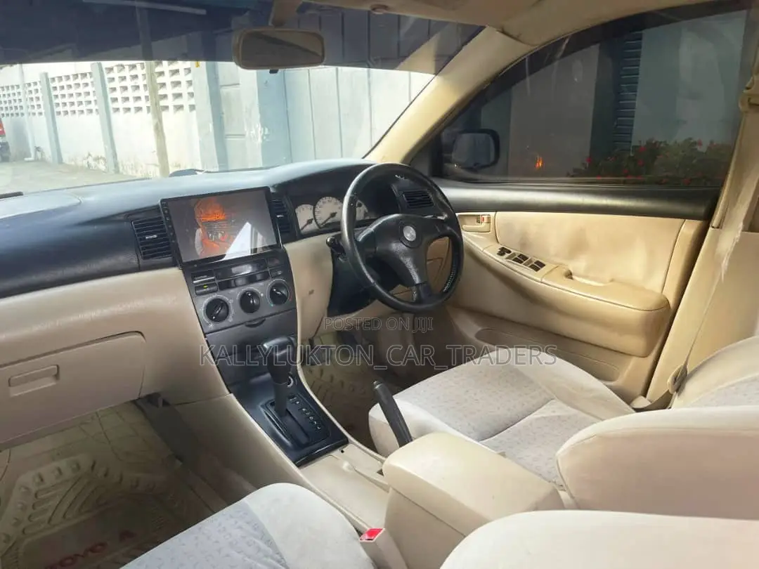 Toyota Corolla RunX 2005 Silver