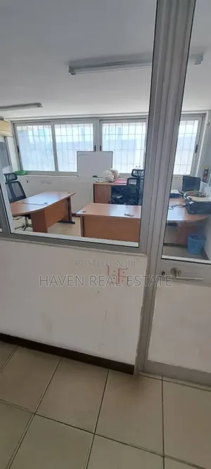 Godown for Rent at Mandela Road