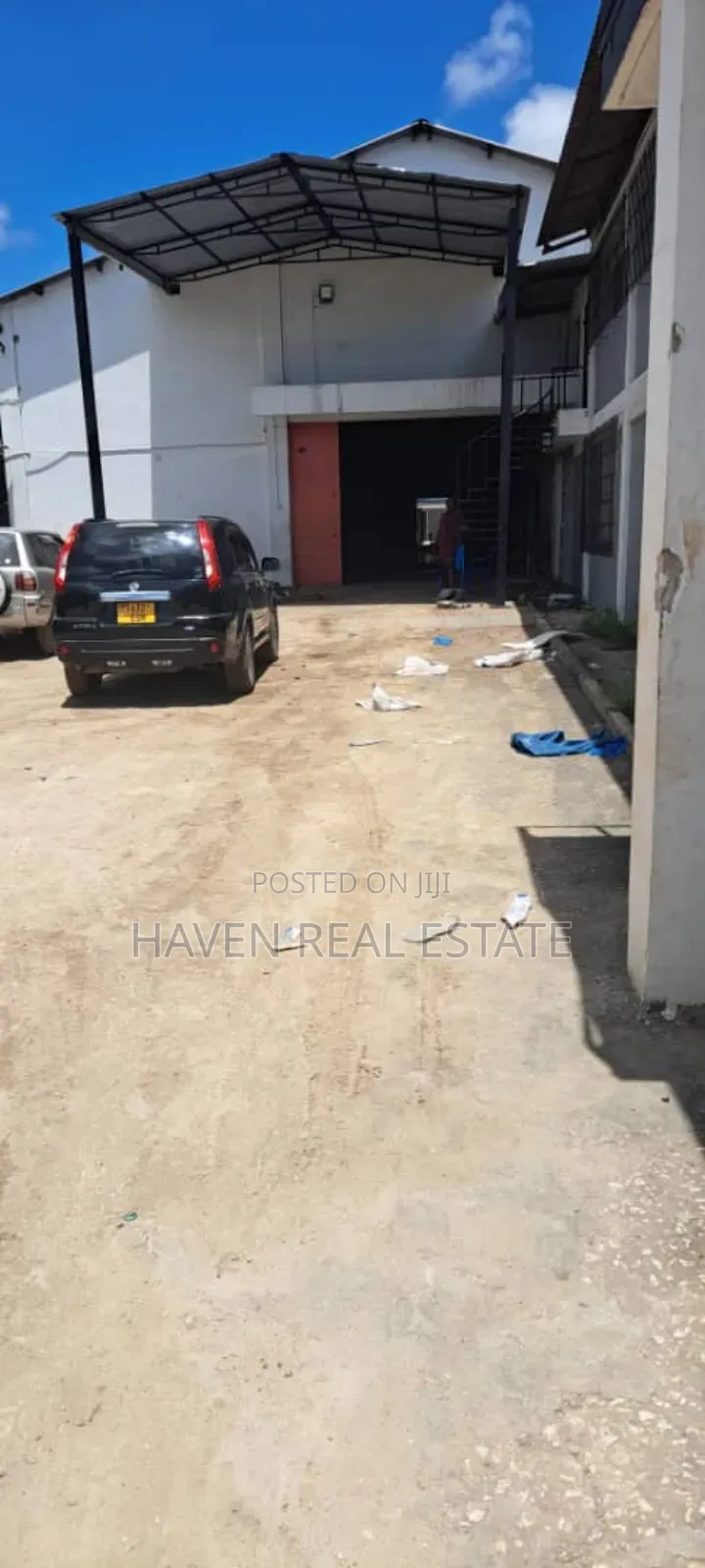 Godown for Rent at Mandela Road