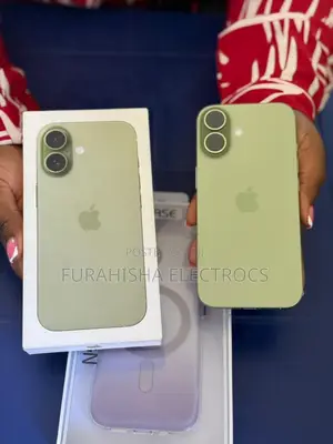 New Apple iPhone 17 256 GB Green