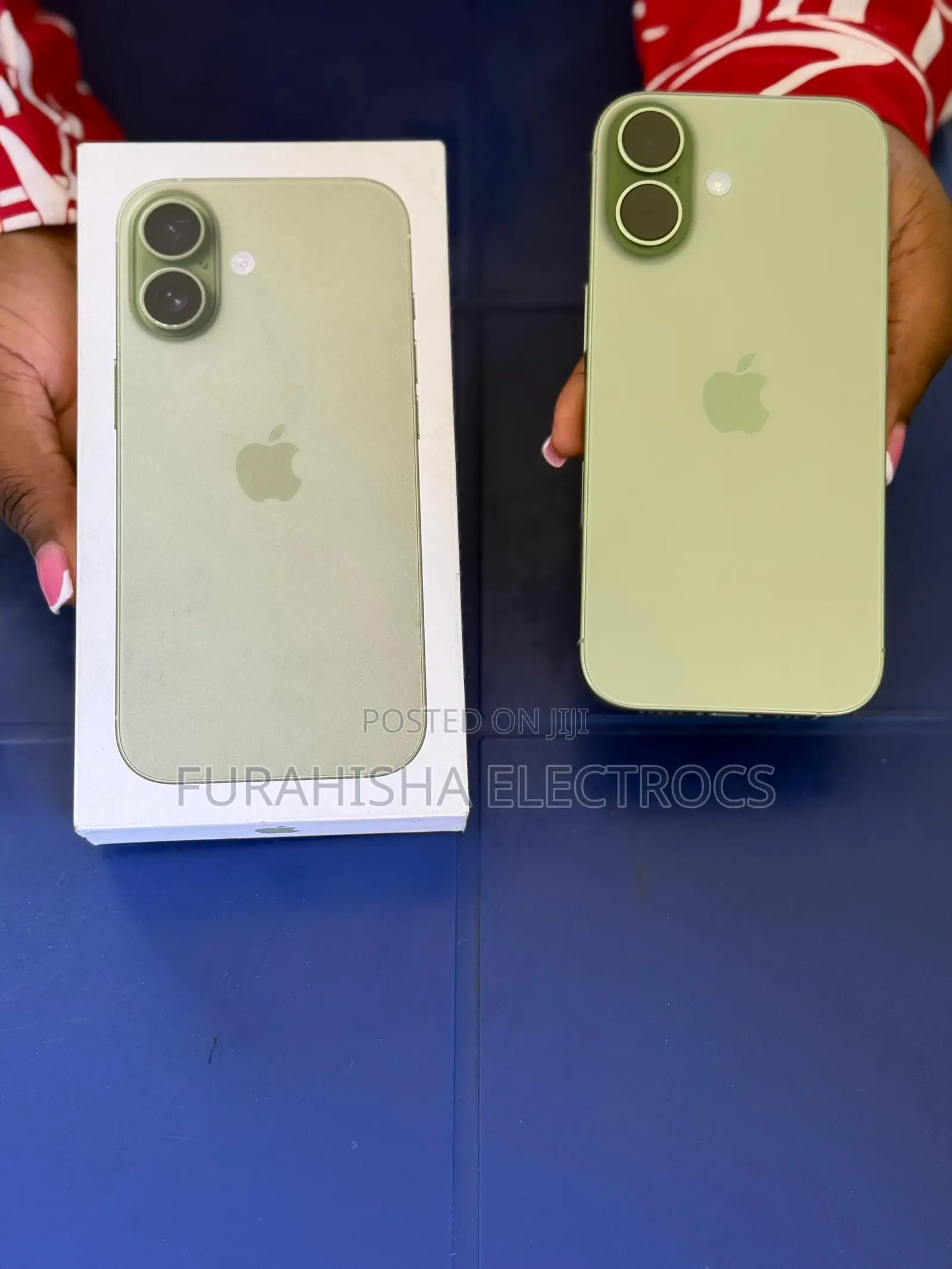 New Apple iPhone 17 256 GB Green