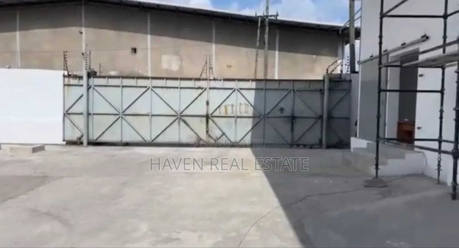 Godown for Rent at Mandela Road