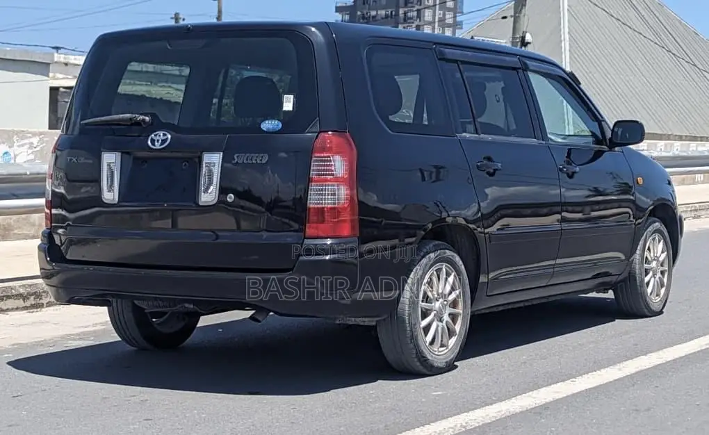 Toyota Succeed 2013 Black