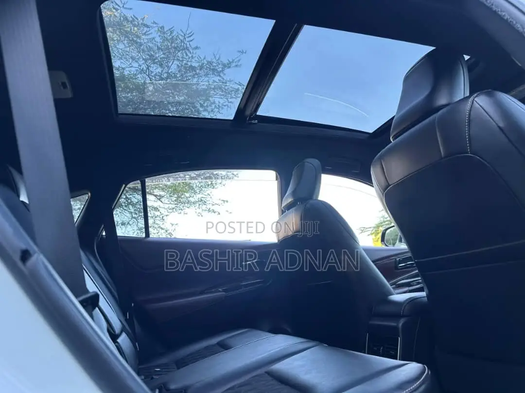 Toyota Harrier 2015 Off white