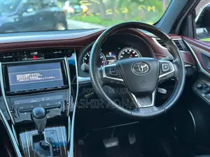 Toyota Harrier 2015 Off white